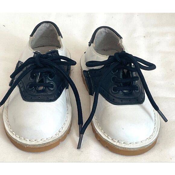 L ‘Amour Luke Saddle Shoe - White/Navy Toddler Lace-Up Leather Size 7 M New! - Picture 1 of 10